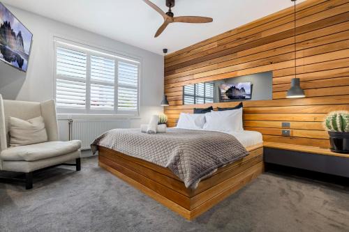 Jindy Snowy Mountains Retreat