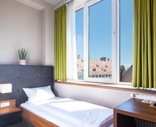 JOESEPP´S HOTEL am Schweizerberg