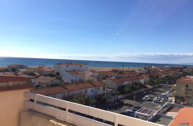 Joli Duplex avec Vue Mer, 4 Pers, Plage et Commerces à Proximité, Parking Privé, Non Fumeur - FR-1-81-170