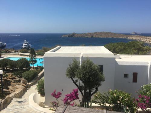 Jolie seaside maisonette!