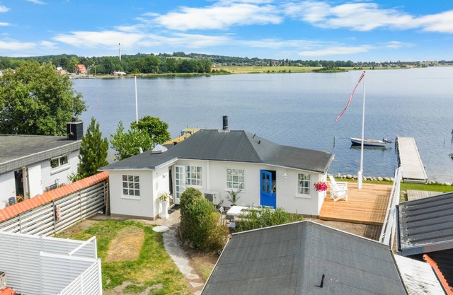 "Jorek" - 10m to the fjord by Interhome