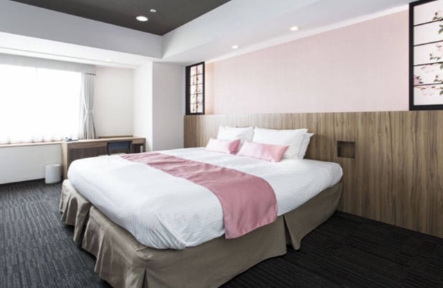 Jr. Suite 1-bedroom in Apart- hotel in charming Shinjuku City