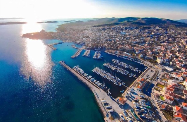 Maison Julija (VOD300) à Vodice - 12 personnes, 5 chambres