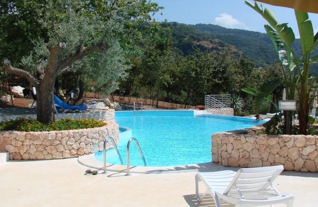 20% de réduction pour 7 nuits jusqu'à la fin de l'année. Vues Piscine luxueuse pour les familles / couples