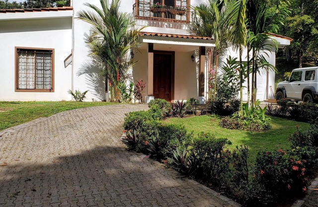 Jungle House, 4 chambres, 5. 5 bains