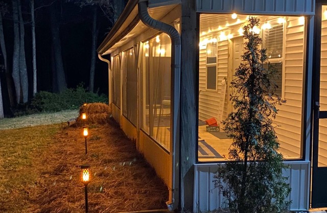 Just 16 miles from Clemson & 12 miles from downtown Greenville.
