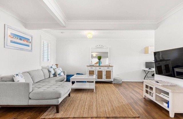 Just Beachy - Pet Friendly - 4 Mins Walk to Beach