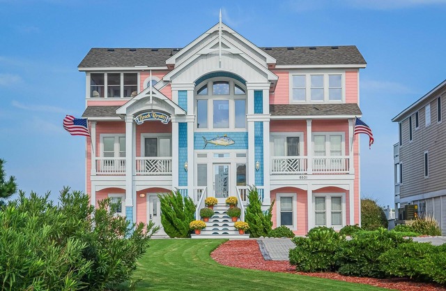 # 1010 Plage Libre. L'Ultimate Vacation Home, ascenseur, piscine, bain ������������������������������� remous!