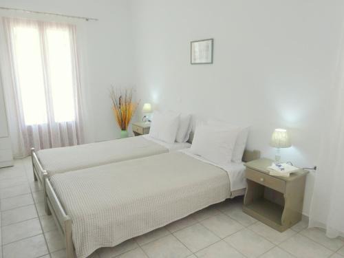Kamakaris Rooms