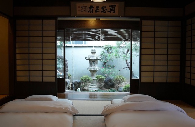 KAMIYASHIKI Private Hotel Self Check-in