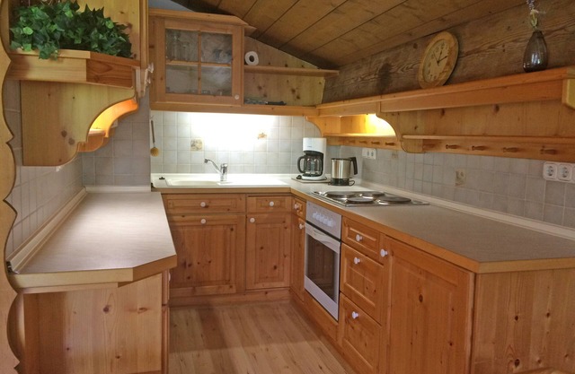 "Kampenwand" Ferienwohnung II°, 56 qm, extra Schlafzimmer, Wohn-/Schlafzimmer und Balkon°