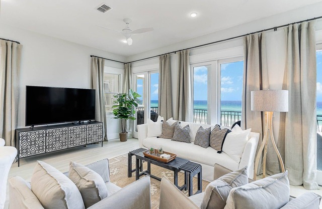Kamps Baai Beachfront House Golf Cart Splash Pool Miramar Beach Frangista Bch