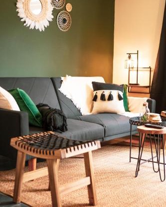 Kandaka-Specious Stylish Home - Suitable for Contractors