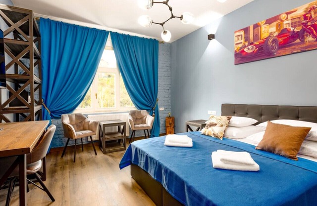 Karlovy Charme Inn: 1BR Apt No.531 with Lake View