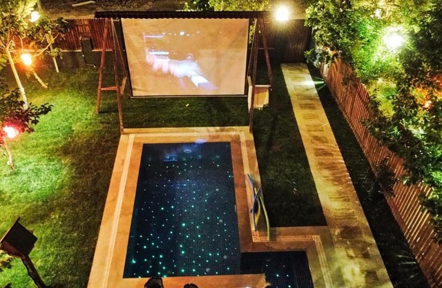 Karma Natura - Your hot swimming pool&fireplace private Bungalow