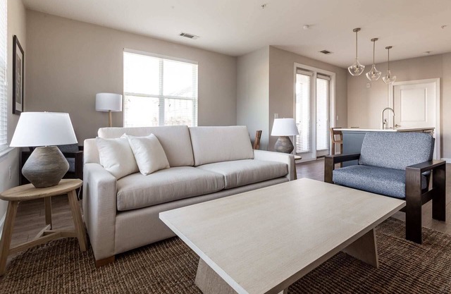 Kasa | Relaxing Stay Near Local Restaurants | Charlotte