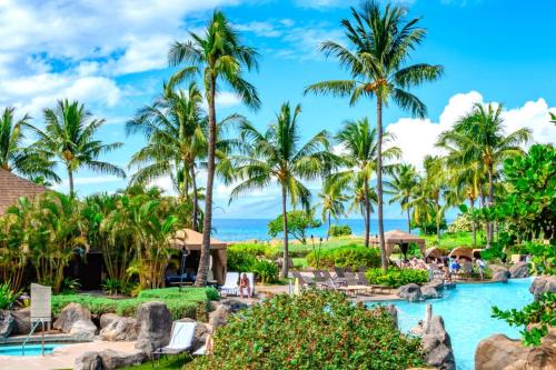 KBM Resorts FREE CAR Honua Kai Hokulani Oceanfront 3-Bedroom Ground Floor Condo HKH-150