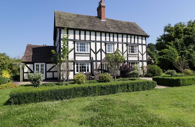 Kedges Farmhouse, ST JOHN'S, WORCESTER