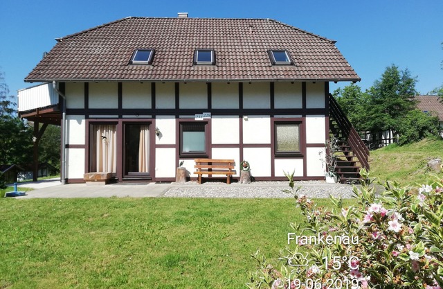 Kellerwald Edersee Sauerland 6 à 8 P. Luxe maison de vacances pour deux familles