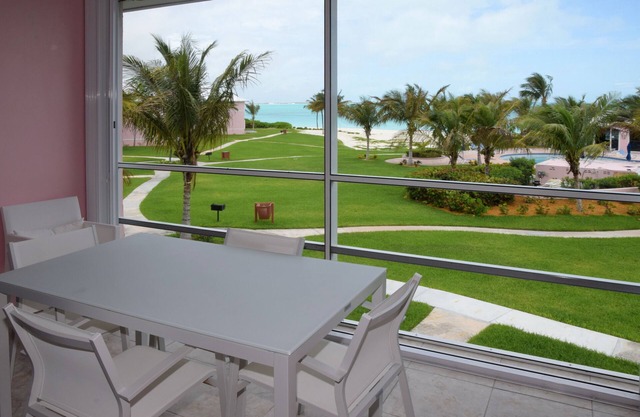 Kellie’s Cool Condo - 8 personnes à la plage - 7e nuit GRATUITE!