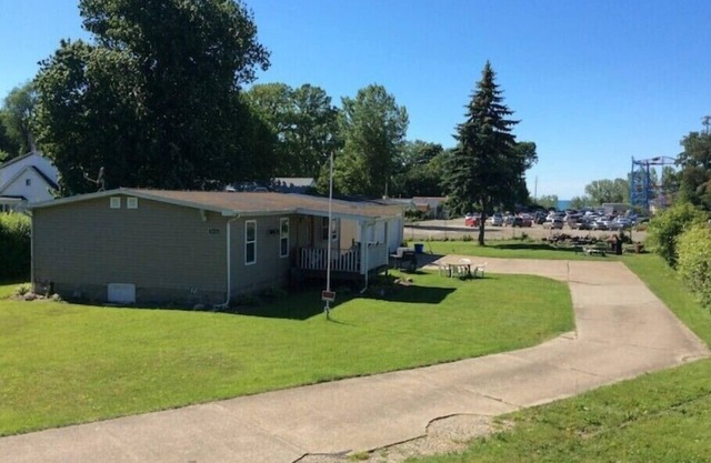 Kelso Woods with private beach access!n