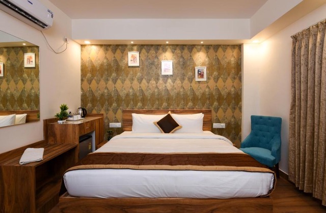 Kensington Suites