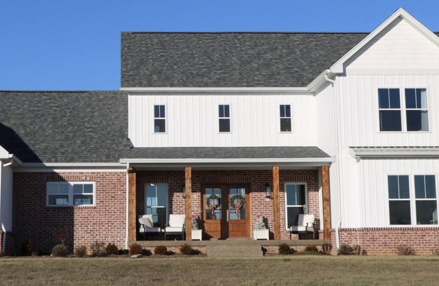 Kentucky Derby Stay-Spacious New Home