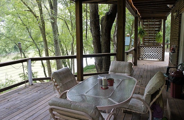 Kentucky River Cottages ~ 2nd Floor Suite ~ On The Bourbon Trail!