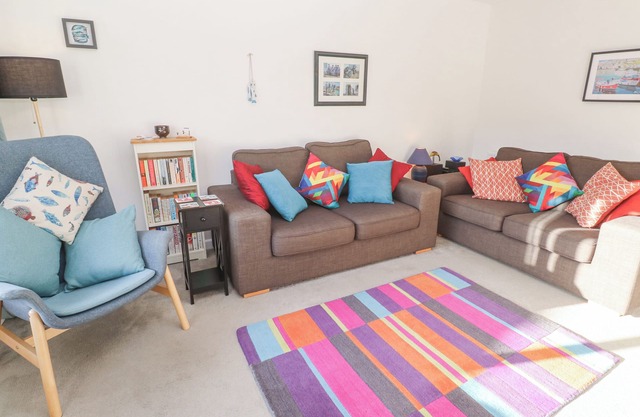 Kernow Cottage, PORTHLEVEN