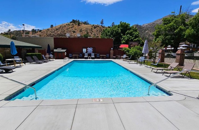 Kernville Inn