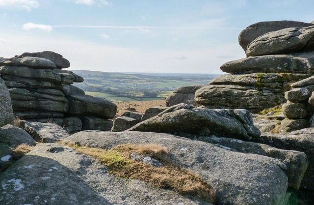 KESTREL COTTAGE, family friendly in Whitchurch, Devon