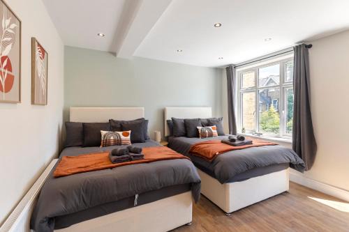 Kew Garden Suite 2BR Sleeps 9 Near Central London