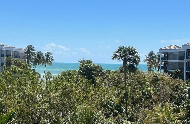 Meyers Island Oasis on Atlantic B316: 2 BR, 2 BA Condominium à Key West, pour 6 personnes