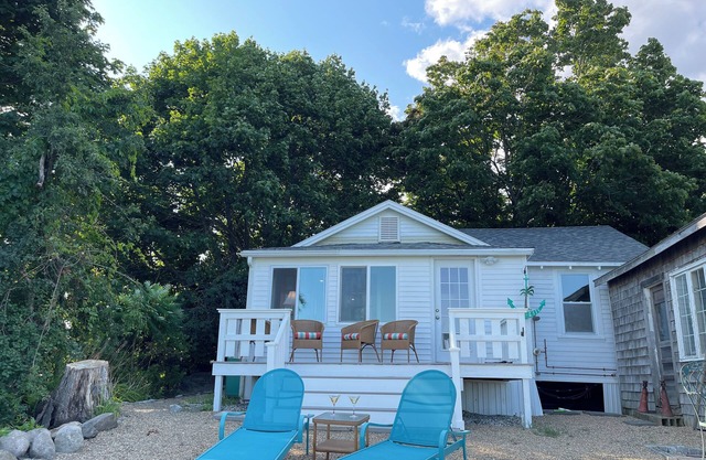 key west style 1940s rustic waterfront cottage Sleeps six ,awesome swimming