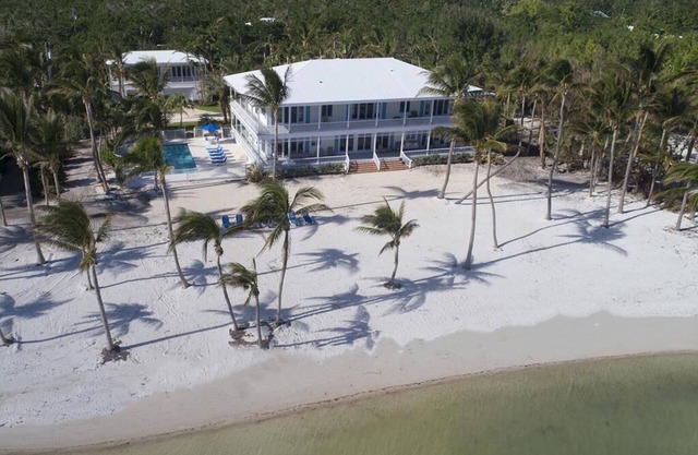 Kara Pan - Belle propriété de 5 chambres en bord de mer