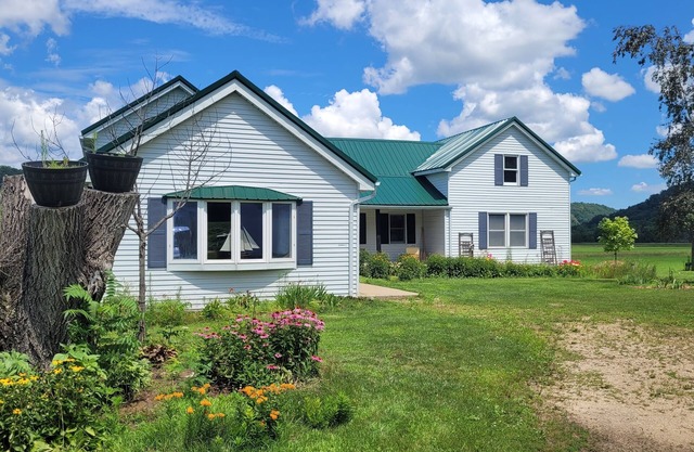 Kickapoo River Farmhouse