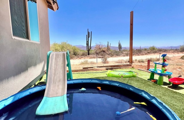 KID FRIENDLY 3BDR New Build in N Scottsdale w/Theme Room, Splash Pad, Fire Pit