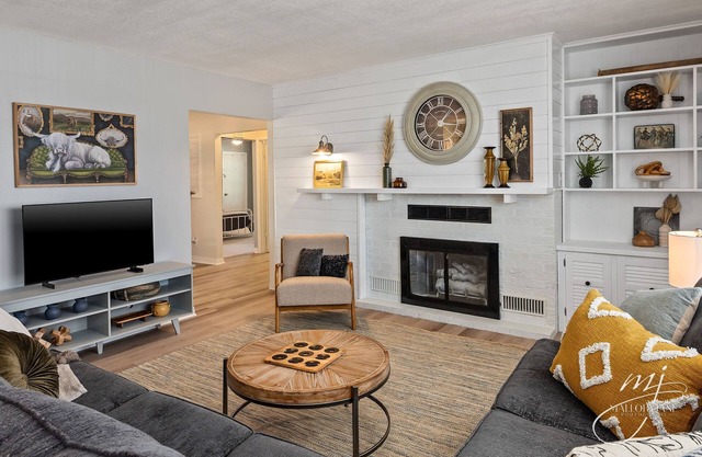 Kid Friendly. Outdoor space. Fully stocked kitchen. Bright and clean.