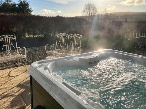 Kielder Cottage Spa - E3533