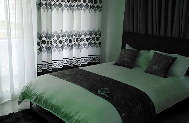Kijani Suites Beach Apartments