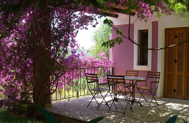 Kika Apartments-Sivota, à 300m de la plage et du port
