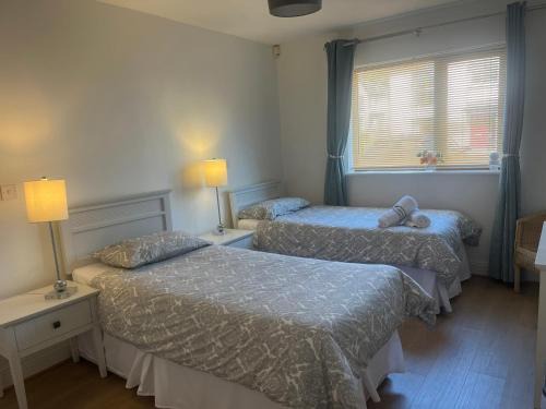 Killaloe Lakeside Holiday Home 2Bedroom