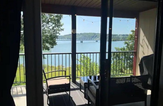 Kimberling city Bridge condo TRL