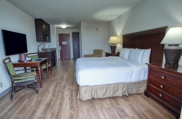 King Accessible Standard Room