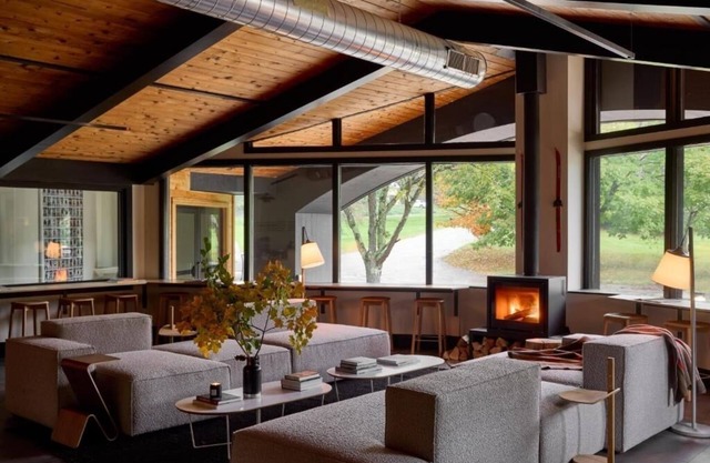 King Bed | Tälta Lodge, a Bluebird by Lark| Stowe Recreation Path Direct Access