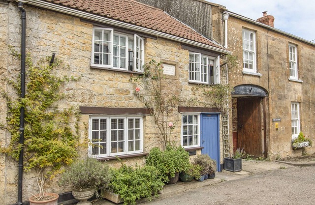 King Charles Cottage, BROADWINDSOR