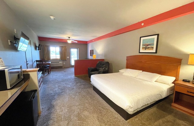 Chambres d'hôtel spacieuses situées au Spring Brook Resort | Vue imprenable sur le parcours de golf