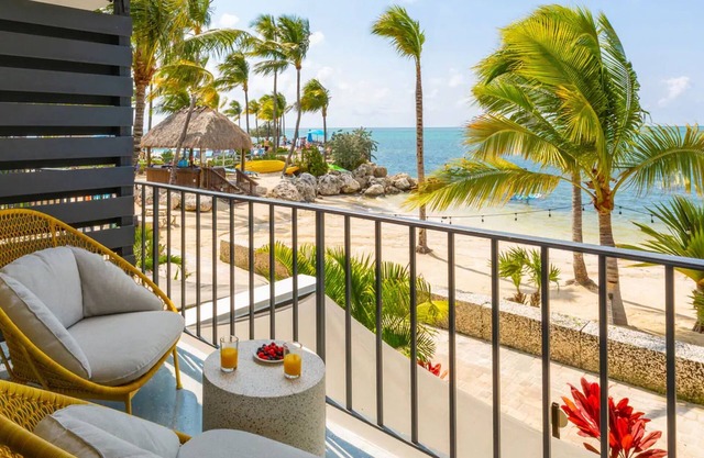 Beachfront Room with Private Access & Breathtaking Views