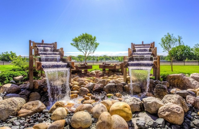 Suite King. Desayuno gratis. Piscina cubierta y bañera de hidromasaje. Camina hasta el río Missouri.