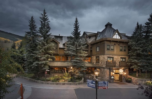 King + Twin Sofa Gravity Haus Vail, Heart of Vail Village, Steps to Gondola